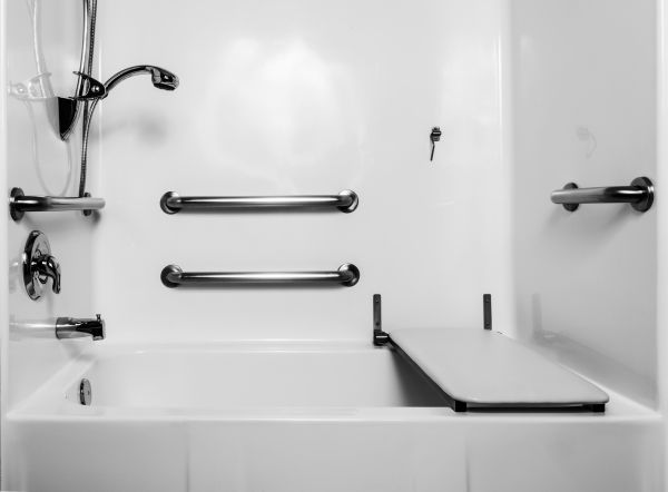 Accessible Tub Installation in Alliance