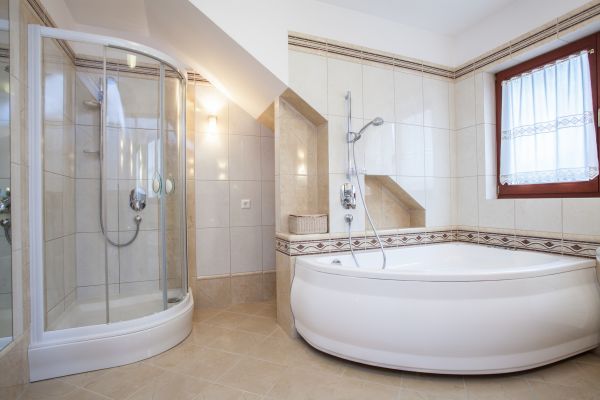 Oversized Bathtub Installation in Alliance