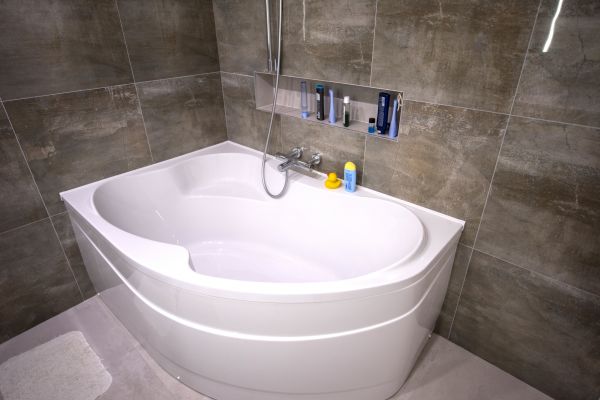 Large Bathtub Installation in Alliance